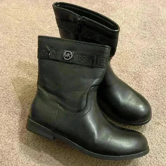 MICHAEL Michael Kors Other - Michael Kors black boots Girls  size 3 US